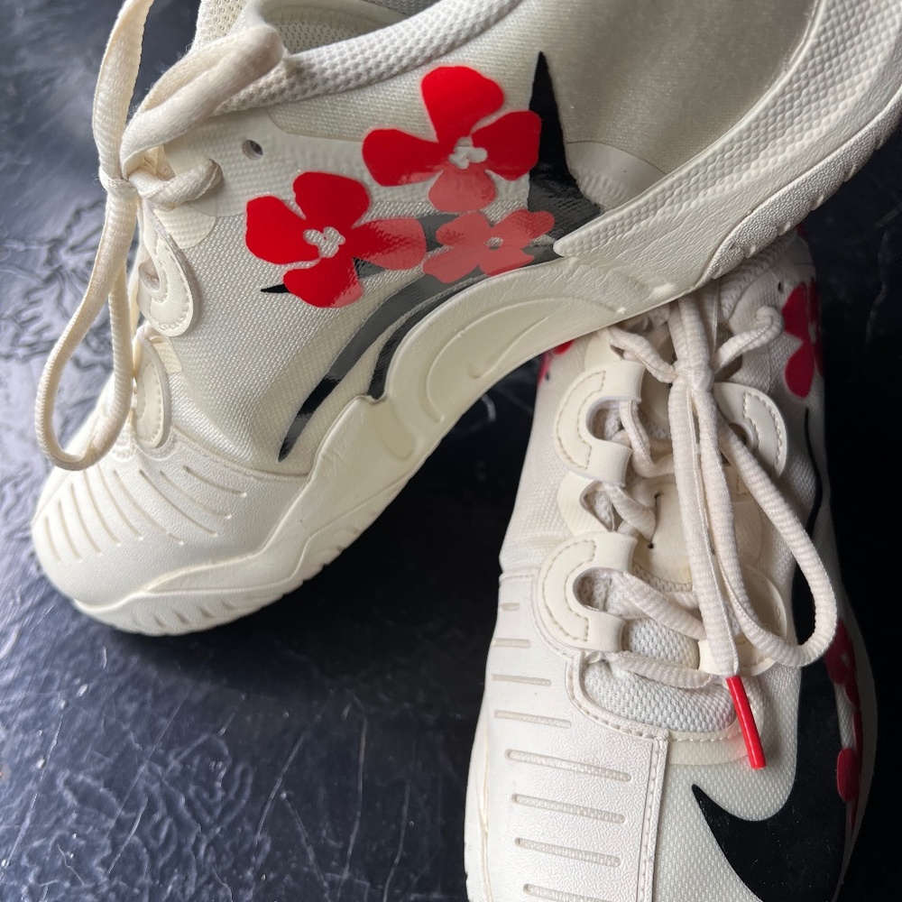 Nike Women's Court Air Zoom GP Turbo Naomi Osaka "Hibiscus Flowers" Size 8.5